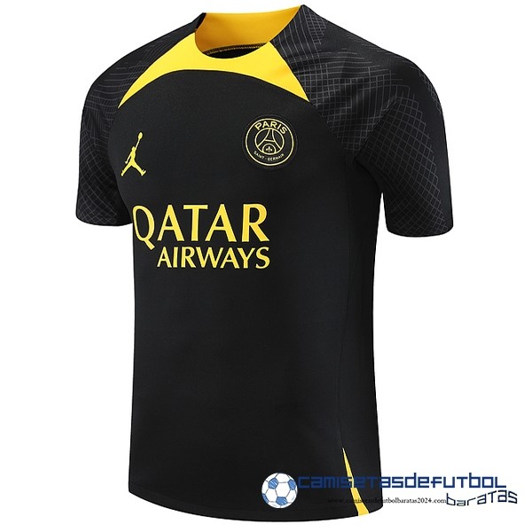 JORDAN Entrenamiento Paris Saint Germain Equipación 2023 2024 Negro I Amarillo