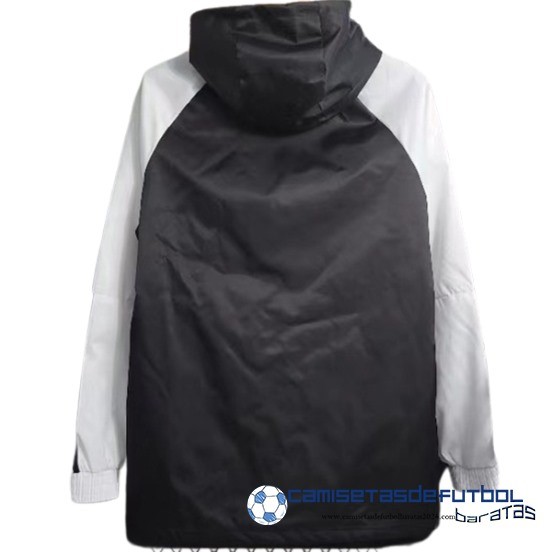 Rompevientos Juventus Equipación 2023 2024 Negro I Blanco - Image 2