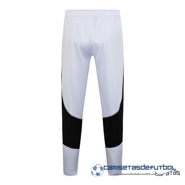 adidas Pantalones Deportivos Juventus Equipación 2023 2024 Blanco Rosa - Image 2