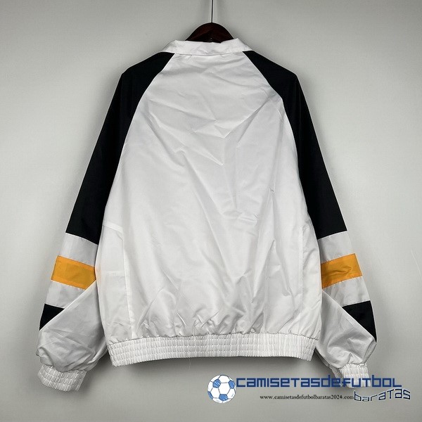 adidas Rompevientos Flamengo Equipación 2023 2024 Blanco Negro Amarillo - Image 2