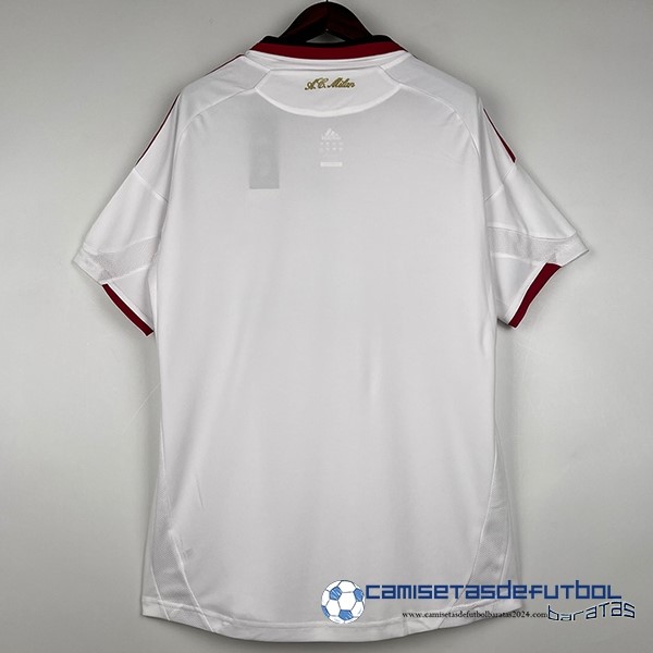 adidas Segunda Camiseta AC Milan Retro Equipación 2009 2010 Blanco - Image 2