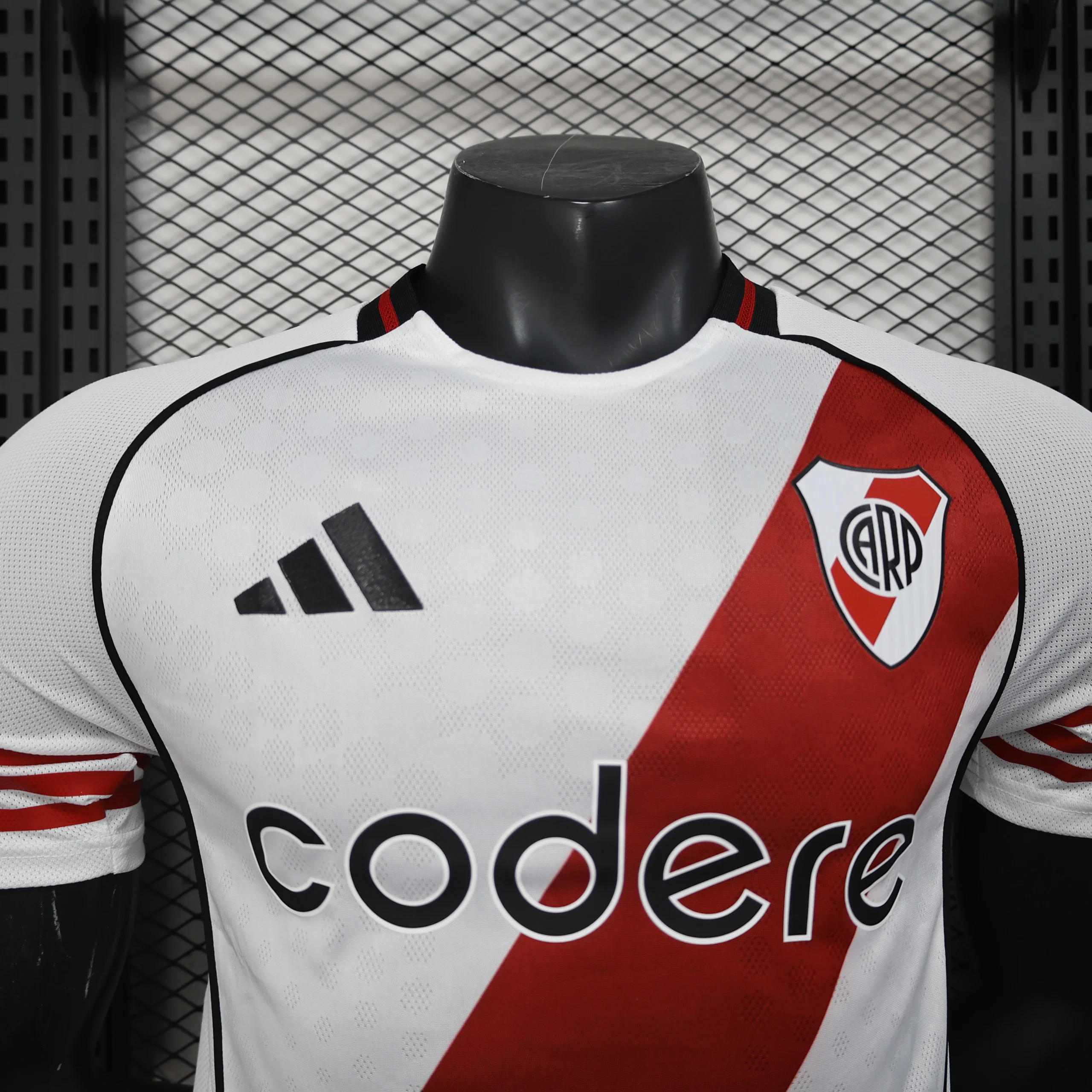 River Plate Camiseta Edición Jugadores 2025 2026 Casa Blanca - Camiseta River Plate | PTDHMALL