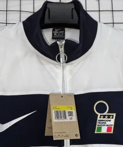 Italia Rompevientos 2025 Blanco - Equipación Italia | PTDHMALL
