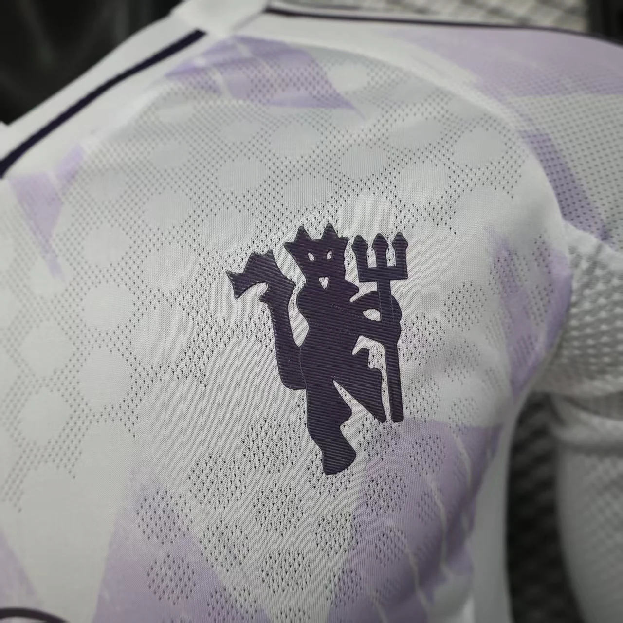 Manchester United Camiseta Edición Jugadores 2025 2026 Segunda Blanca - Camiseta Manchester United | PTDHMALL
