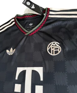 Bayern Múnich Camiseta 2025 2026 Tercera Negra - Camiseta Bayern Múnich 2026 | PTDHMALL